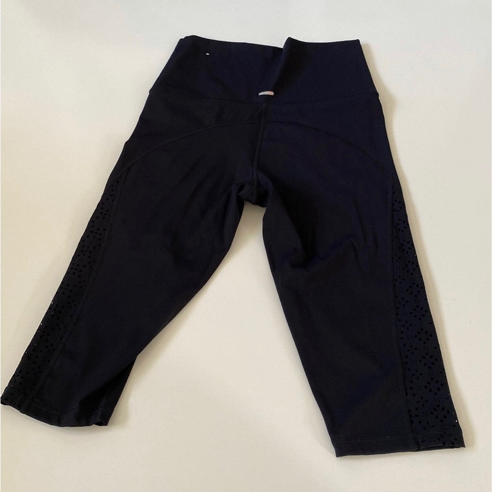 Aerie move lasercut high wasited cropped L - Picture 4 of 9